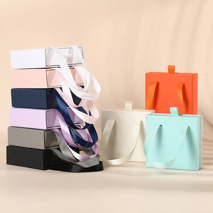 Customize Logo Packaging Jewelry Boxes with Handle