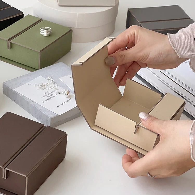 Umweltfreundliche zweiteilige faltbare Verpackung für das Schmuckgeschäft