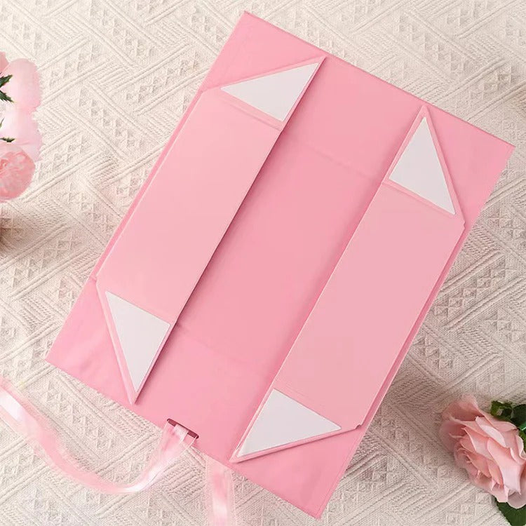 Faltbare magnetische Papierbox mit Seidenband